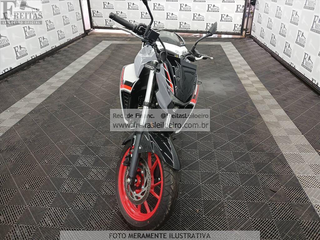 Foto 8 de 10: YAMAHA/FZ25 FAZER, 26/26, PLACA: U__-___7, GASOLINA, CINZA