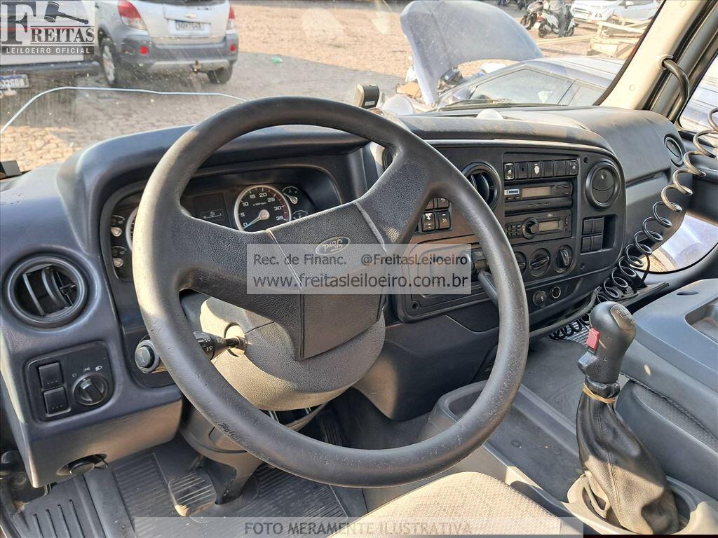 Foto 4: FORD/CARGO 2423, 13/13, PLACA: F__-___1, DIESEL, PRATA