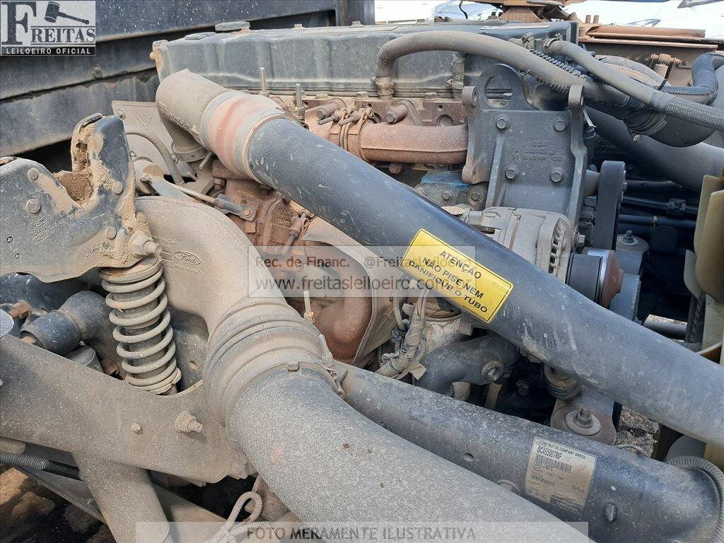 Foto 9 de 14: FORD/CARGO 2423, 13/13, PLACA: F__-___1, DIESEL, PRATA