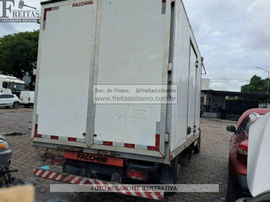 Foto 3: IVECO/DAILY 30S13CS, 19/20, PLACA: G__-___2, DIESEL, BRANCA