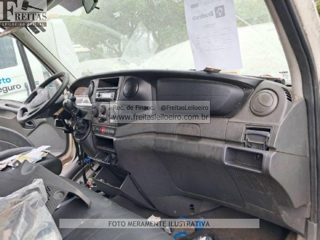 Foto 5: IVECO/DAILY 30S13CS, 19/20, PLACA: G__-___2, DIESEL, BRANCA