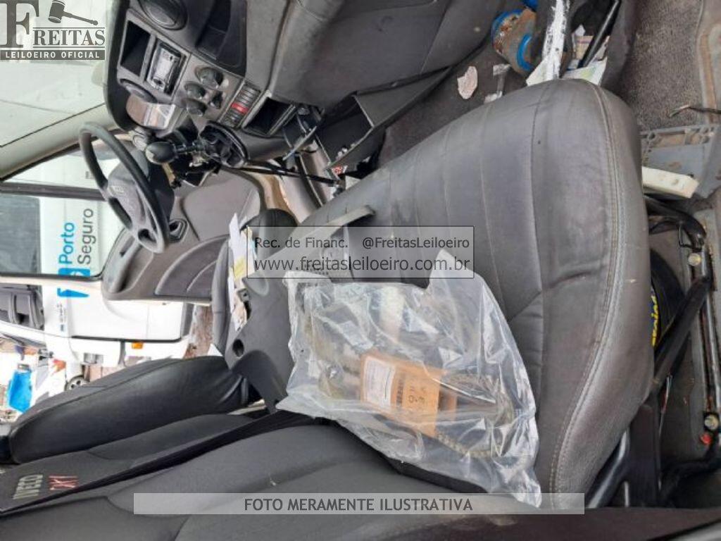 Foto 6 de 10: IVECO/DAILY 30S13CS, 19/20, PLACA: G__-___2, DIESEL, BRANCA