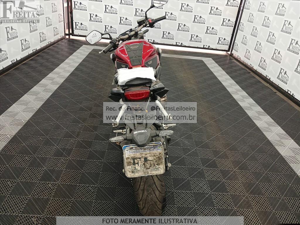 Foto 9 de 10: HONDA/CB 650R, 22/22, PLACA: F__-___5, GASOLINA, VERMELHA
