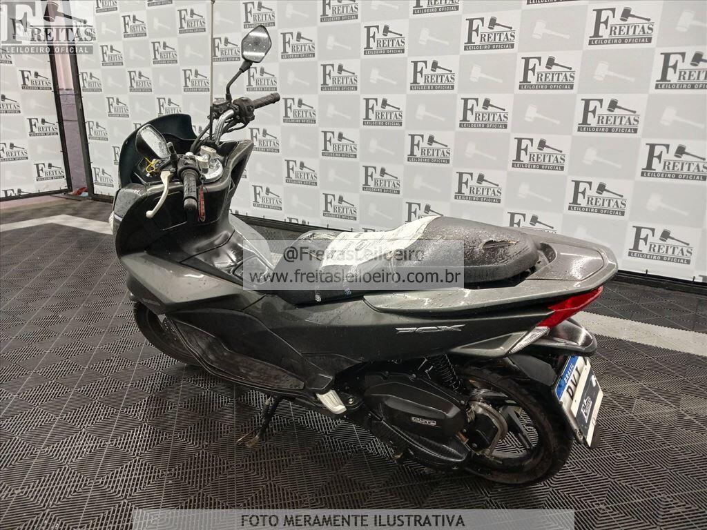 Foto 3: HONDA/PCX 150, 16/16, PLACA: P__-___5, GASOLINA, CINZA