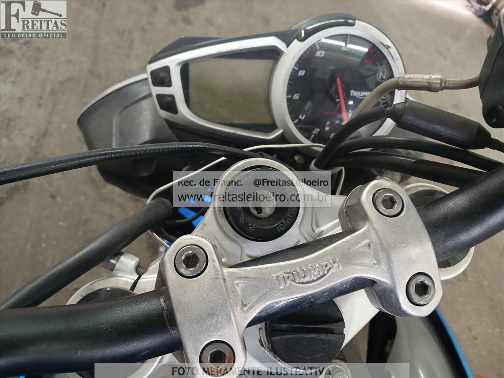 Foto 5: TRIUMPH/STREET TRIPLE AB, 14/14, PLACA: F__-___0, GASOLINA, AZUL