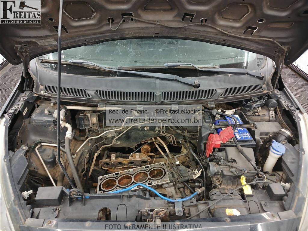 Foto 9 de 21: FORD/KA SE 1.5 HA B, 17/18, PLACA: P__-___0, GASOL/ALC, PRETA