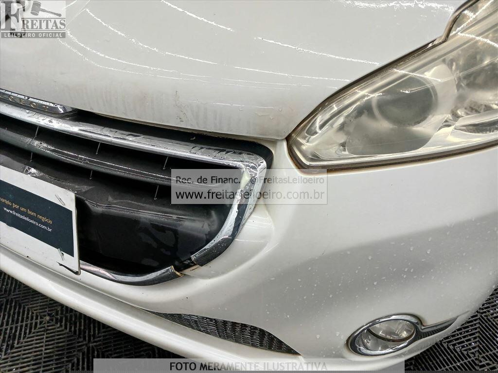 Foto 15 de 20: PEUGEOT/208 GRIFFE, 14/15, PLACA: F__-___0, GASOL/ALC, BRANCA