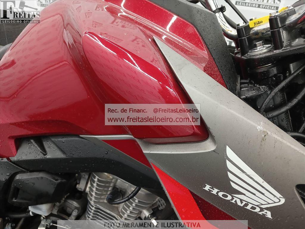 Foto 8 de 11: HONDA/CG 160 TITAN, 26/26, PLACA: U__-___0, GASOL/ALC, VERMELHA