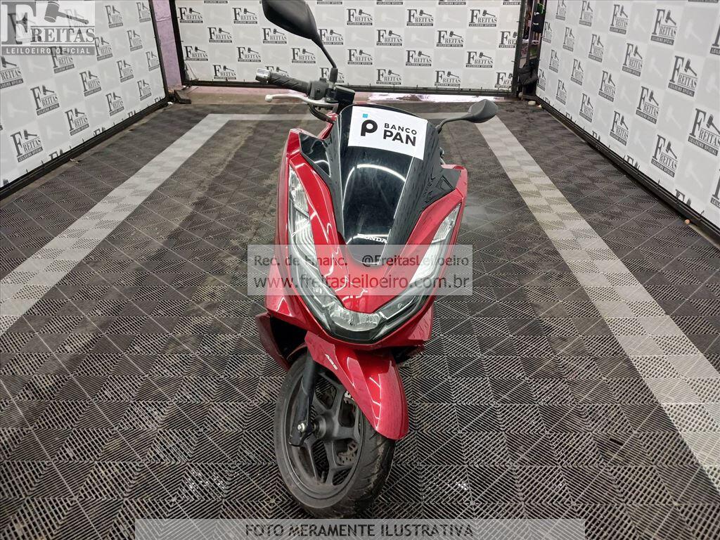 Foto 8 de 11: HONDA/PCX 160 ABS, 25/25, PLACA: T__-___6, GASOLINA, VERMELHA