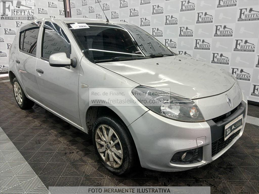 Foto 2: RENAULT/SANDERO EXP1016V, 14/14, PLACA: O__-___5, GASOL/ALC, PRATA