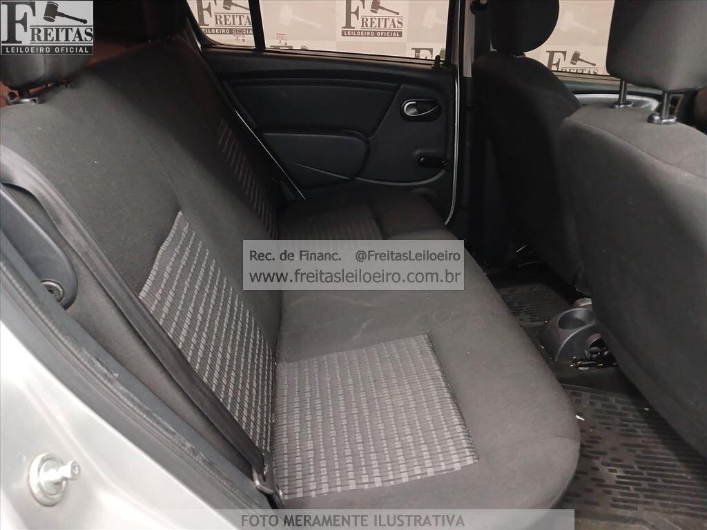 Foto 7 de 18: RENAULT/SANDERO EXP1016V, 14/14, PLACA: O__-___5, GASOL/ALC, PRATA