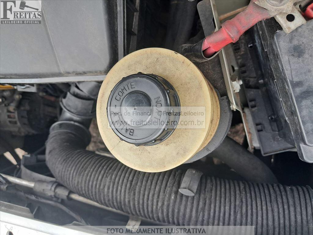 Foto 12 de 18: RENAULT/SANDERO EXP1016V, 14/14, PLACA: O__-___5, GASOL/ALC, PRATA