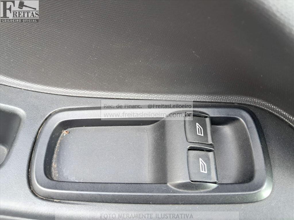 Foto 11 de 20: FORD/KA SE 1.0 HA B, 16/17, PLACA: P__-___4, GASOL/ALC, PRATA