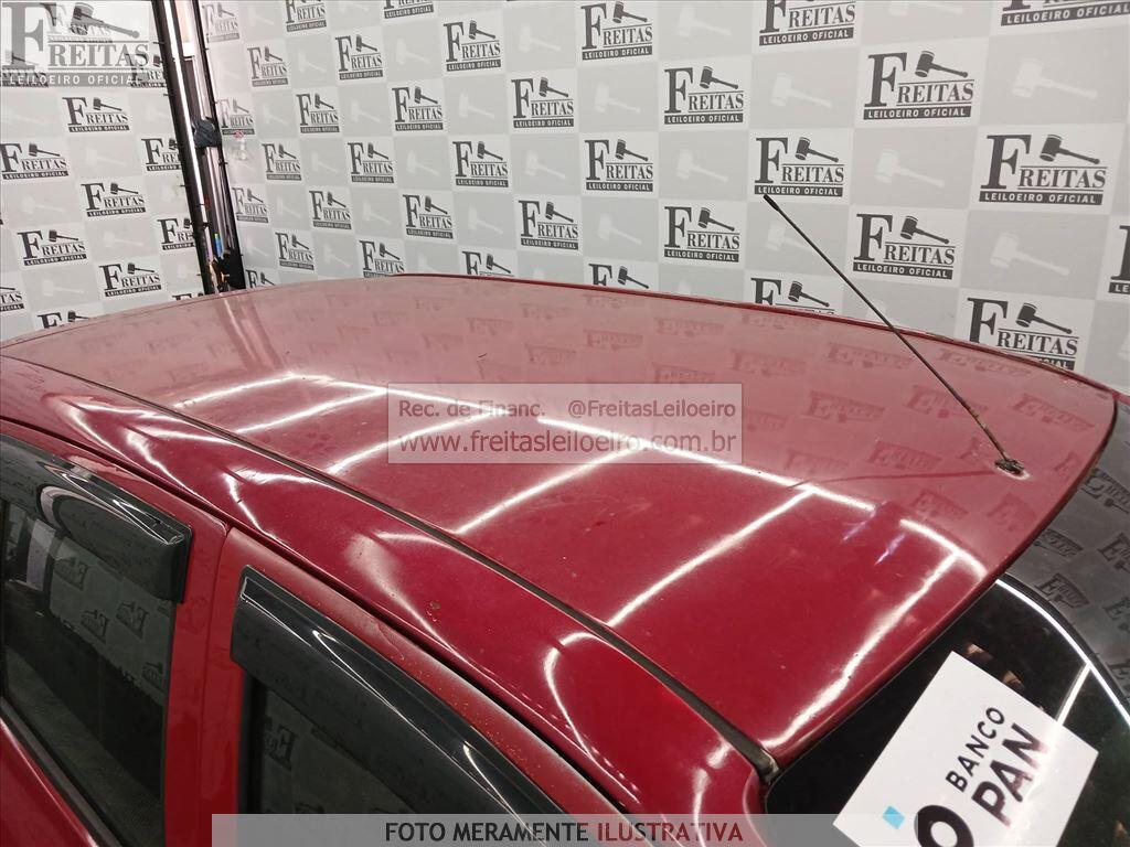Foto 8 de 16: FIAT/UNO VIVACE 1.0, 11/12, PLACA: H__-___0, GASOL/ALC, VERMELHA