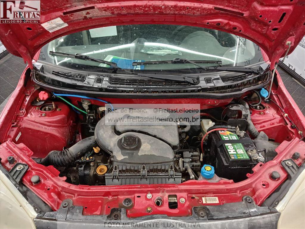 Foto 9 de 16: FIAT/UNO VIVACE 1.0, 11/12, PLACA: H__-___0, GASOL/ALC, VERMELHA