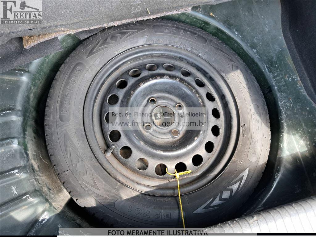Foto 10 de 18: GM/CORSA HATCH MAXX, 10/11, PLACA: E__-___0, GASOL/ALC, VERDE
