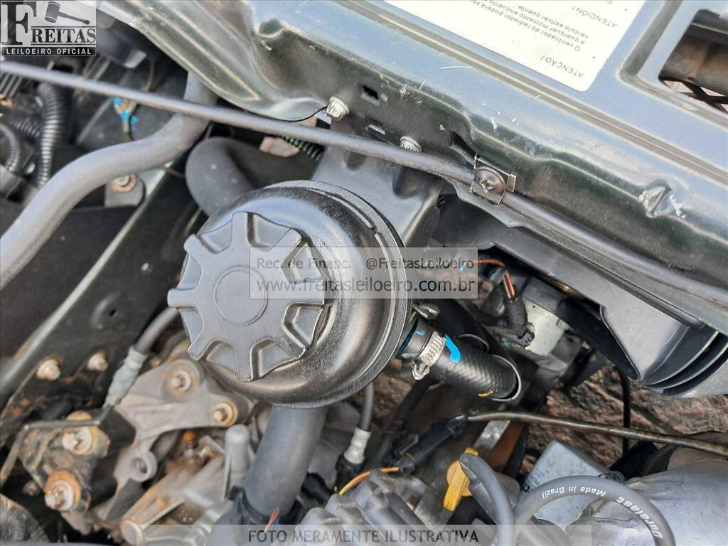 Foto 11 de 18: GM/CORSA HATCH MAXX, 10/11, PLACA: E__-___0, GASOL/ALC, VERDE