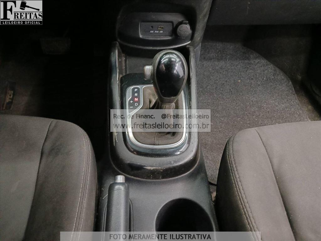 Foto 8 de 21: I/KIA SOUL EX 1.6 FF AT, 13/14, PLACA: E__-___0, GASOL/ALC, BRANCA