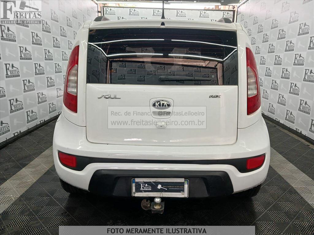 Foto 18 de 21: I/KIA SOUL EX 1.6 FF AT, 13/14, PLACA: E__-___0, GASOL/ALC, BRANCA