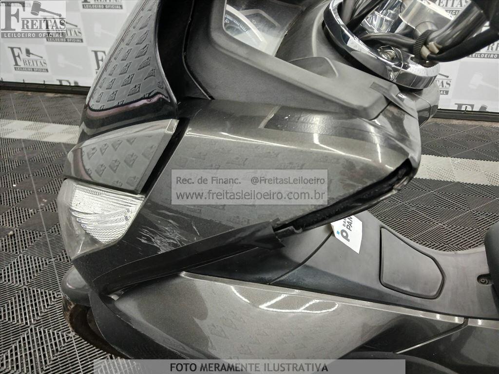 Foto 10 de 13: HONDA/PCX 150, 16/16, PLACA: G__-___0, GASOLINA, CINZA