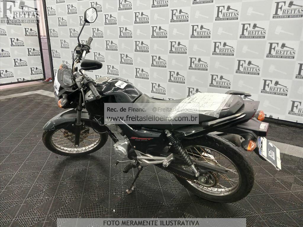 Foto 3: HONDA/CG 160 FAN, 25/26, PLACA: U__-___0, GASOL/ALC, PRETA