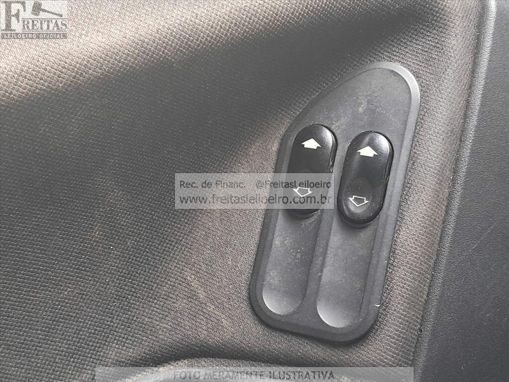 Foto 11 de 20: FORD/FIESTA FLEX, 13/14, PLACA: O__-___0, GASOL/ALC, PRATA