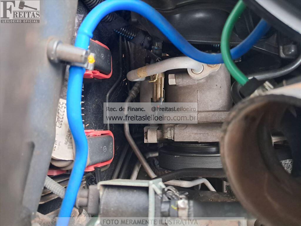 Foto 12 de 18: FIAT/UNO SPORTING 1.4, 12/12, PLACA: E__-___0, GASOL/ALC, CINZA