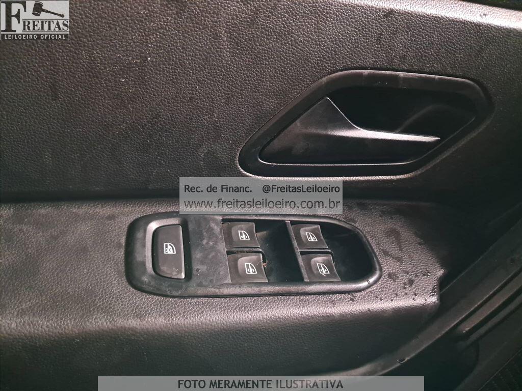 Foto 12 de 21: RENAULT/DUSTER ZEN 16, 22/23, PLACA: R__-___0, GASOL/ALC, BRANCA