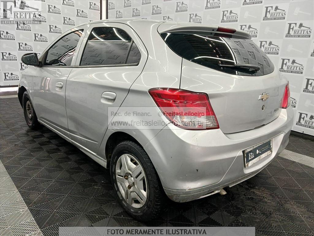 Foto 3: CHEVROLET/ONIX 10MT JOYE, 17/17, PLACA: P__-___5, GASOL/ALC, PRATA