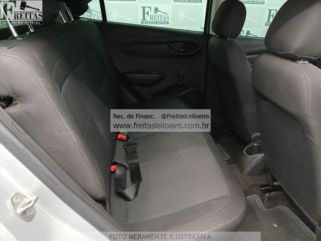 Foto 7 de 20: CHEVROLET/ONIX 10MT JOYE, 17/17, PLACA: P__-___5, GASOL/ALC, PRATA