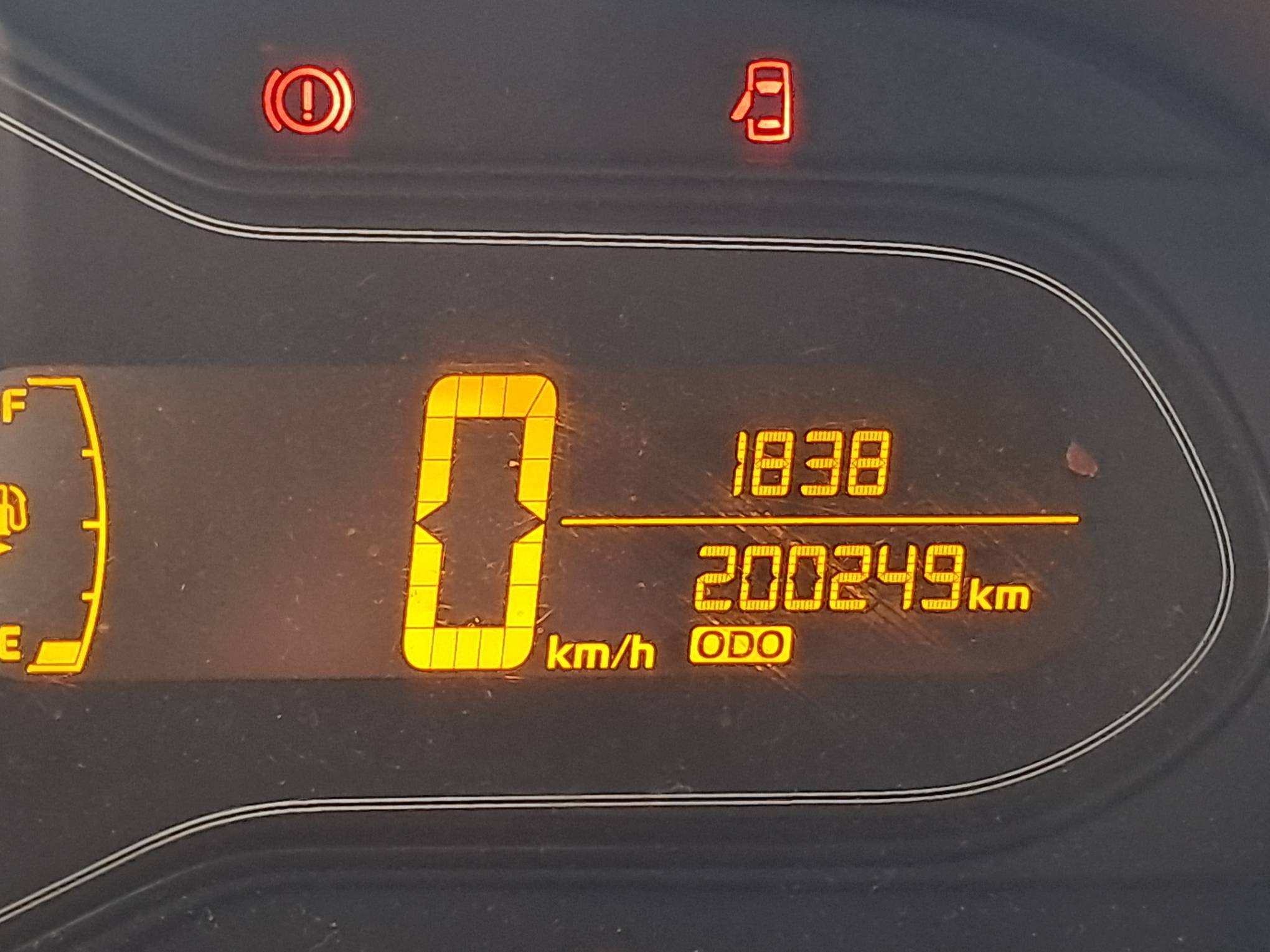 Foto 20 de 20: CHEVROLET/ONIX 10MT JOYE, 17/17, PLACA: P__-___5, GASOL/ALC, PRATA