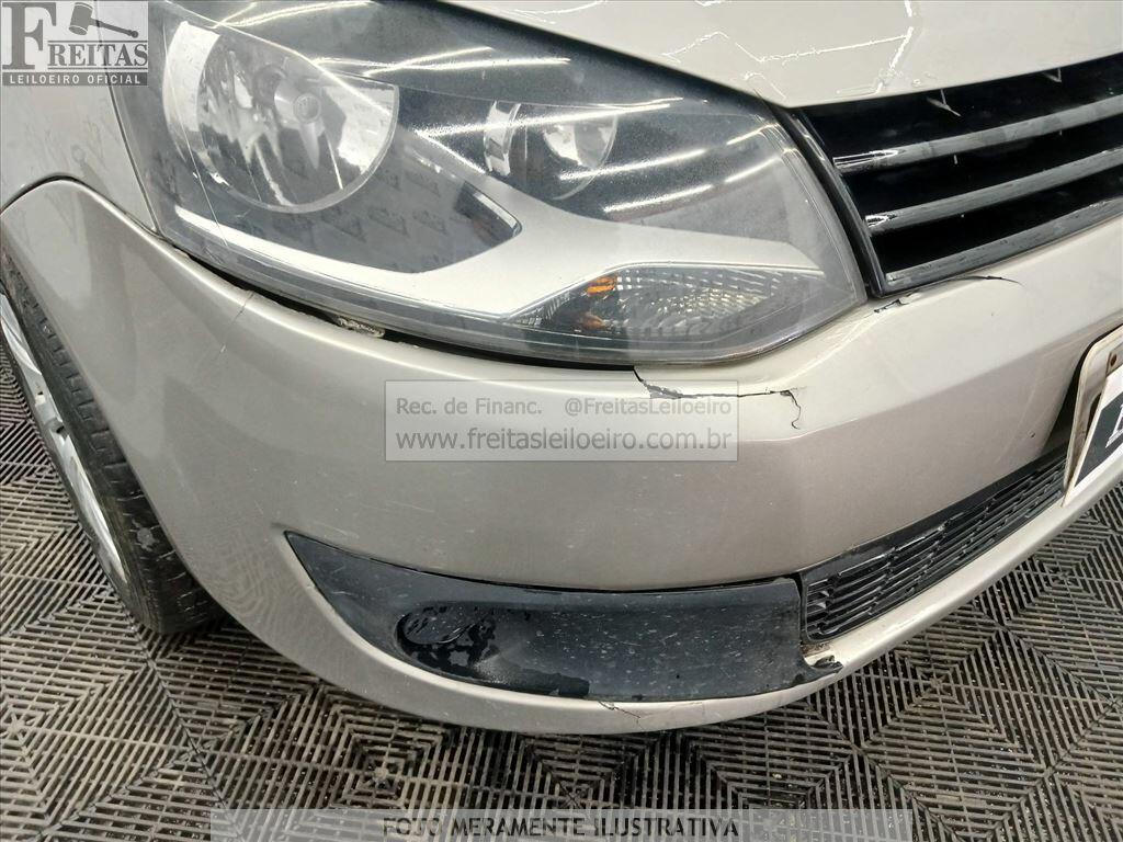Foto 15 de 18: VW/FOX 1.6 GII, 14/14, PLACA: O__-___1, GASOL/ALC, PRATA