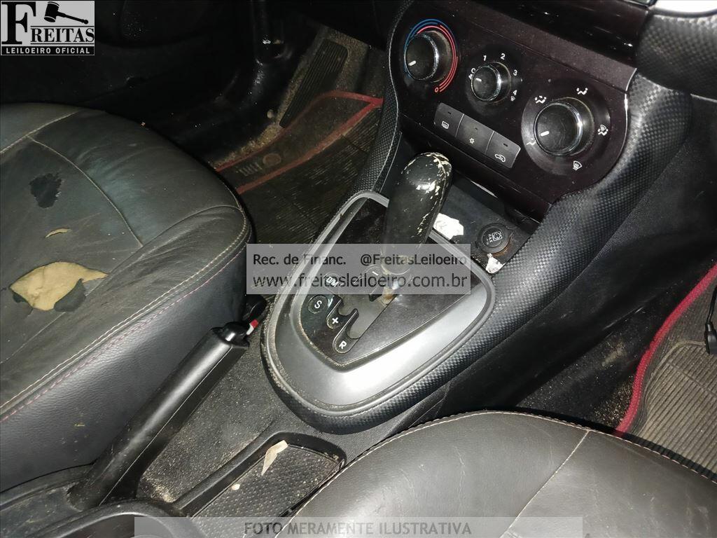 Foto 8 de 16: FIAT/BRAVO ESSENCE 1.8, 13/13, PLACA: O__-___0, GASOL/ALC, CINZA