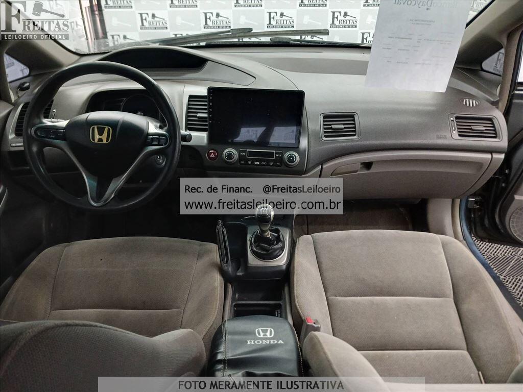 Foto 5: HONDA/CIVIC LXL FLEX, 11/11, PLACA: E__-___4, GASOL/ALC, CINZA