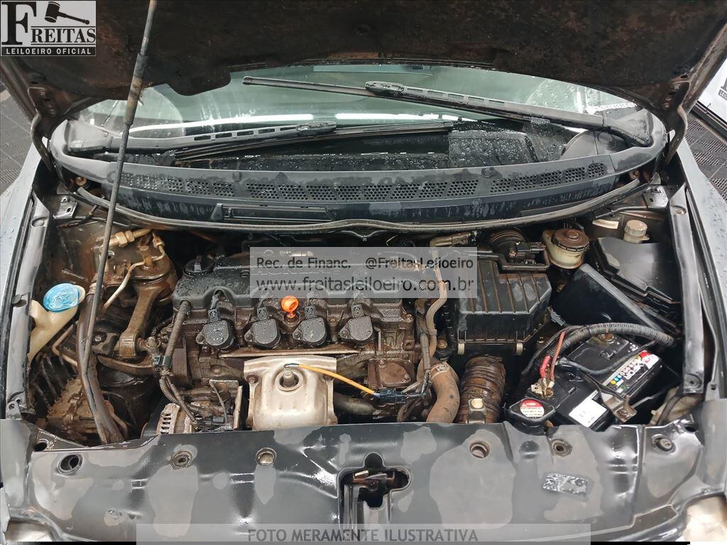 Foto 9 de 16: HONDA/CIVIC LXL FLEX, 11/11, PLACA: E__-___4, GASOL/ALC, CINZA