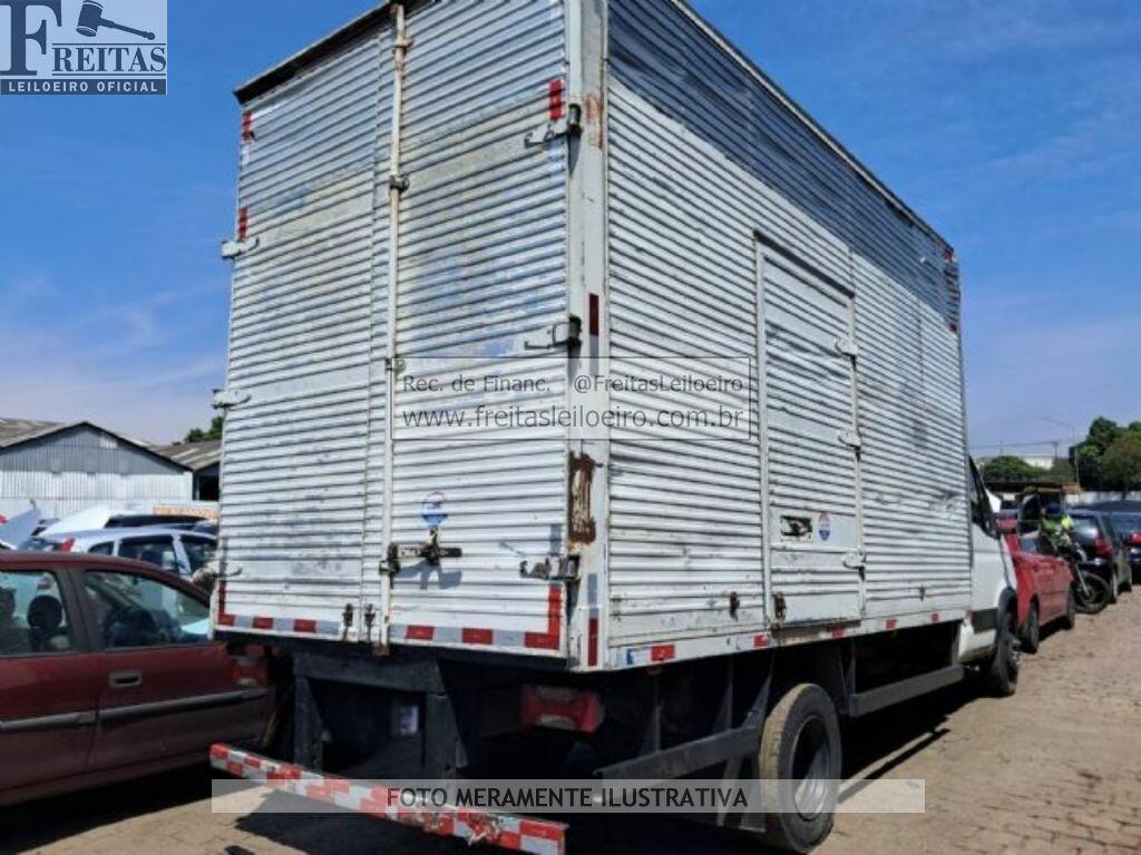 Foto 3: IVECO/DAILY 70C16HDCS, 10/11, PLACA: N__-___9, DIESEL, BRANCA