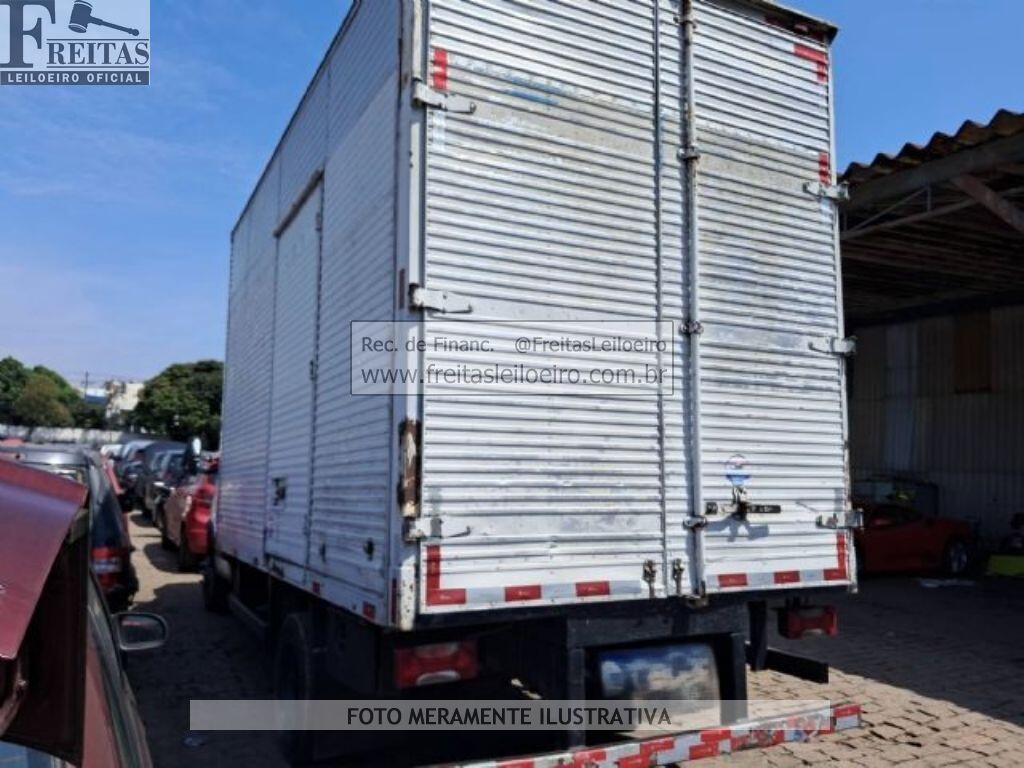 Foto 4: IVECO/DAILY 70C16HDCS, 10/11, PLACA: N__-___9, DIESEL, BRANCA