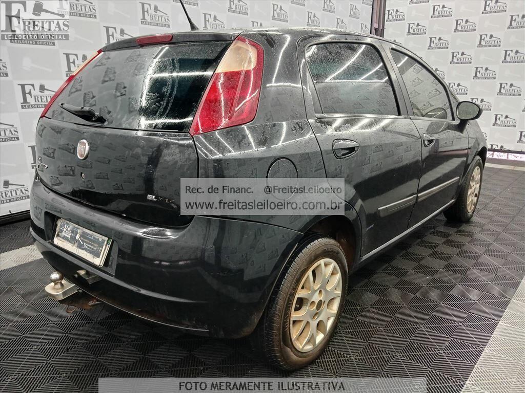 Foto 4: FIAT/PUNTO ELX 1.4, 09/10, PLACA: J__-___4, GASOL/ALC, PRETA