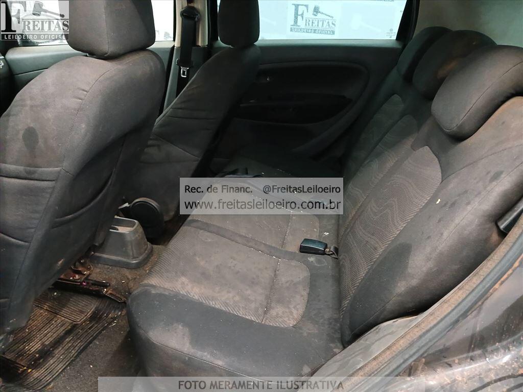 Foto 7 de 17: FIAT/PUNTO ELX 1.4, 09/10, PLACA: J__-___4, GASOL/ALC, PRETA