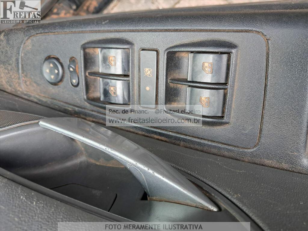 Foto 11 de 17: FIAT/PUNTO ELX 1.4, 09/10, PLACA: J__-___4, GASOL/ALC, PRETA