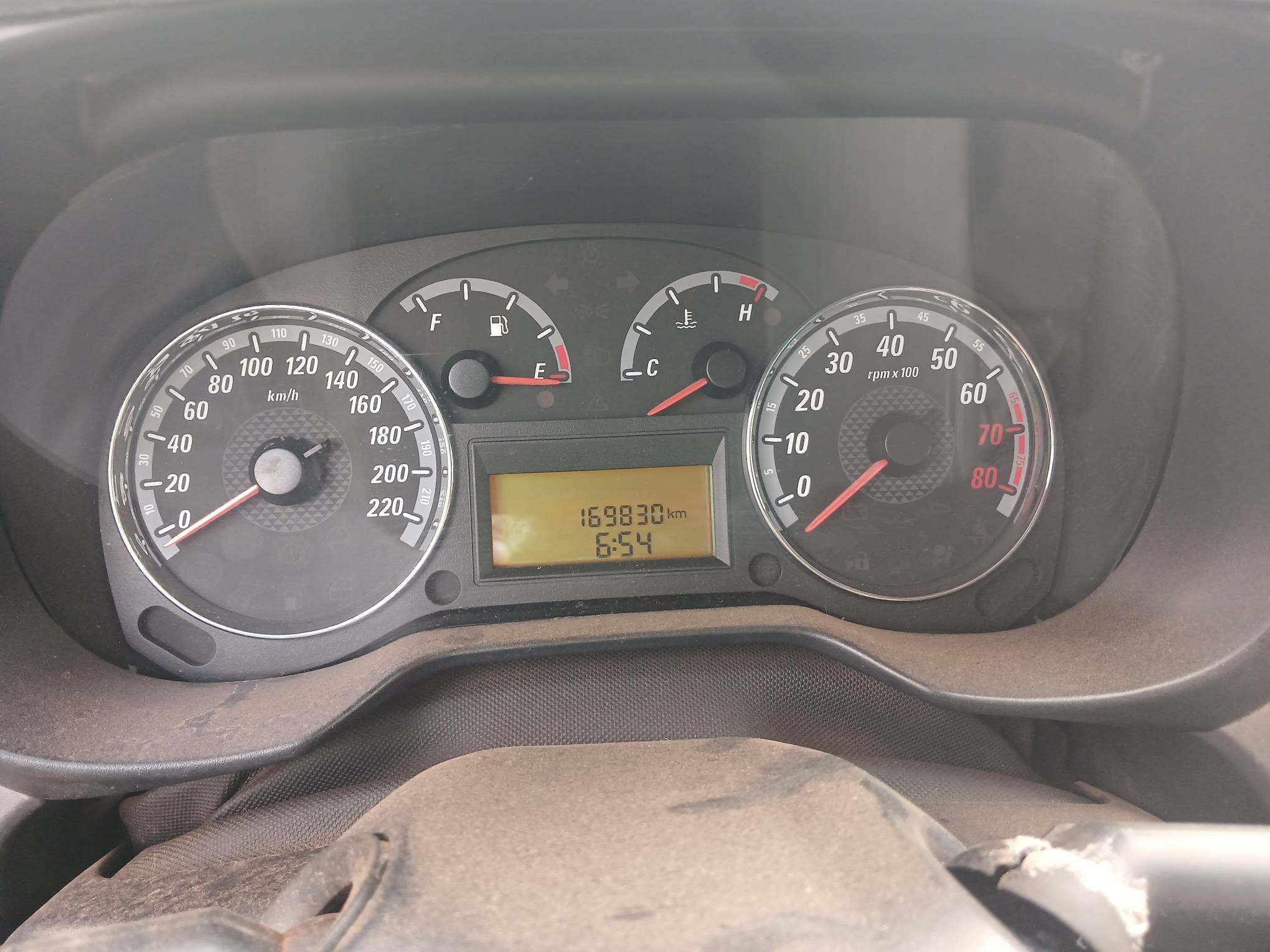 Foto 17 de 17: FIAT/PUNTO ELX 1.4, 09/10, PLACA: J__-___4, GASOL/ALC, PRETA