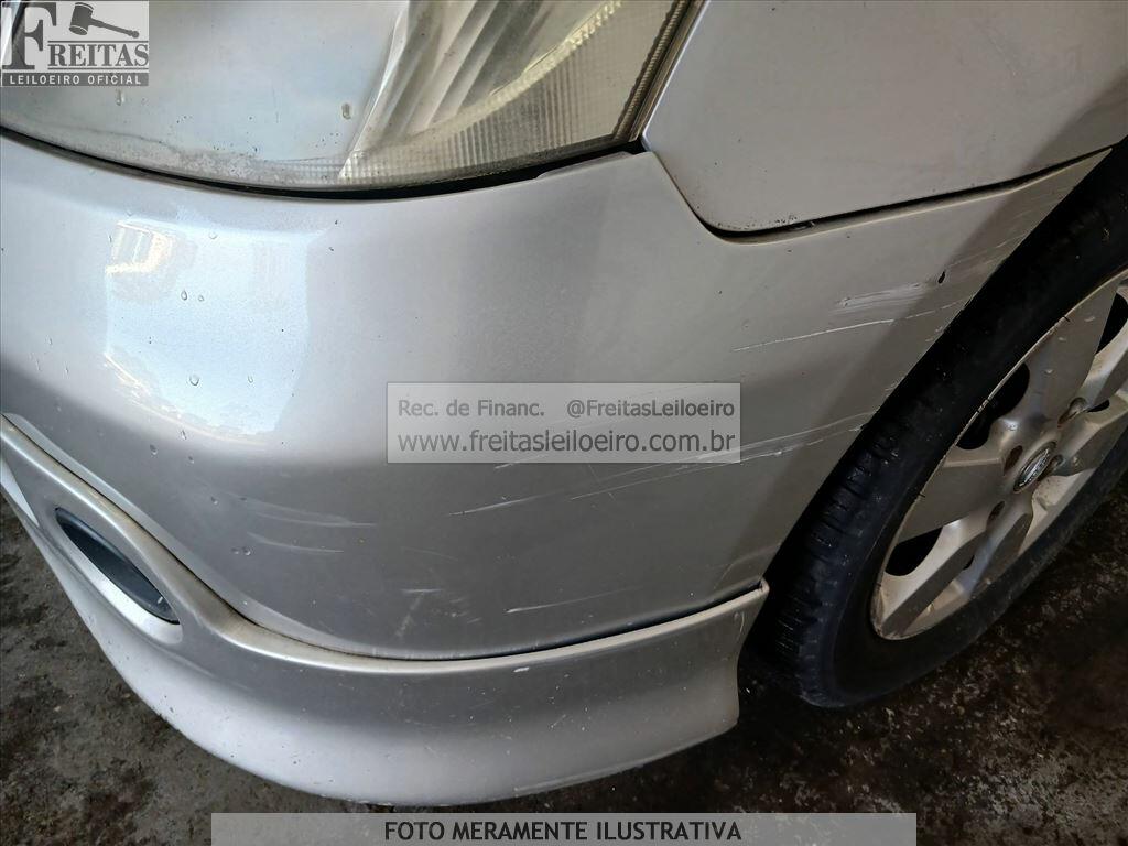 Foto 16 de 20: NISSAN/GRAND LIVINA 18SL, 09/10, PLACA: E__-___7, GASOL/ALC, PRATA