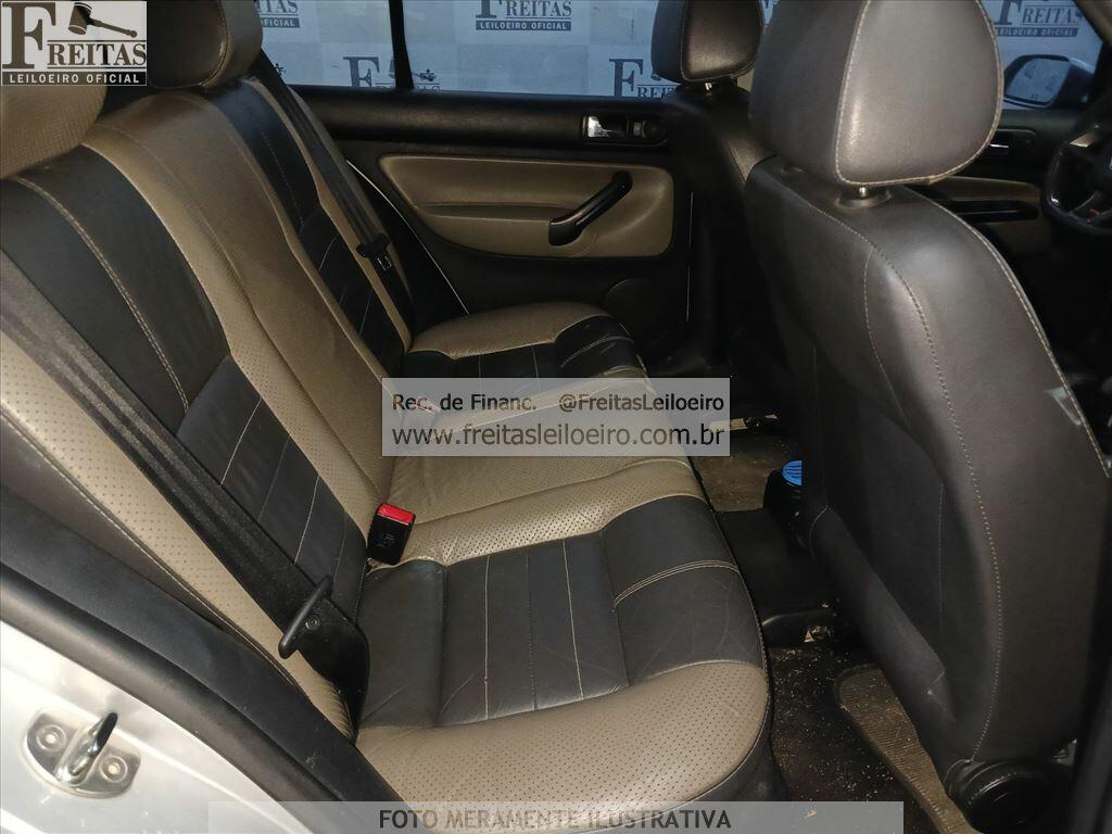 Foto 7 de 19: VW/GOLF 1.6 SPORTLINE, 07/08, PLACA: I__-___7, GASOL/ALC, PRATA