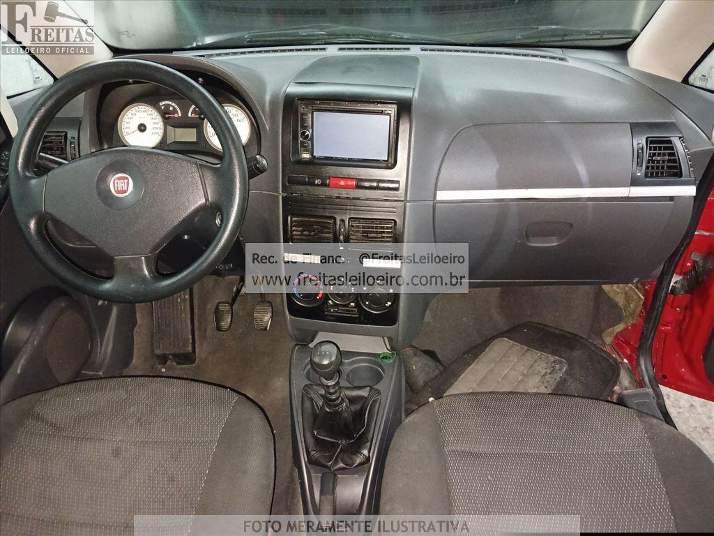 Foto 5: FIAT/IDEA ELX FLEX, 09/10, PLACA: C__-___6, GASOL/ALC, VERMELHA