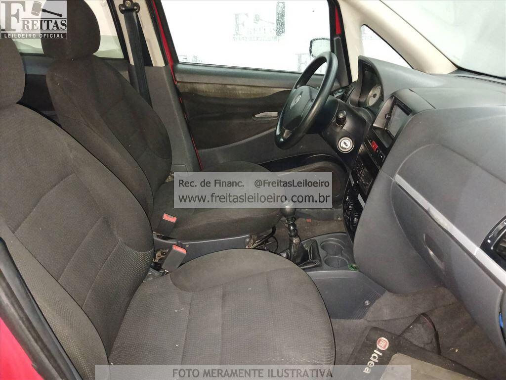 Foto 6 de 24: FIAT/IDEA ELX FLEX, 09/10, PLACA: C__-___6, GASOL/ALC, VERMELHA