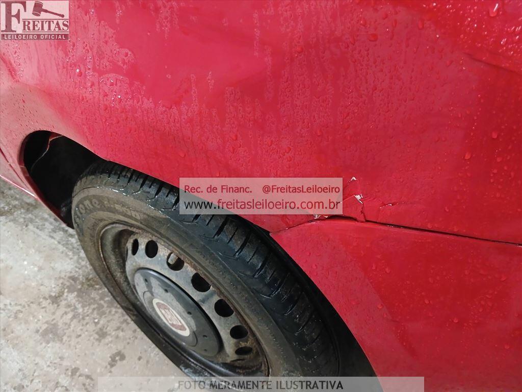 Foto 18 de 24: FIAT/IDEA ELX FLEX, 09/10, PLACA: C__-___6, GASOL/ALC, VERMELHA