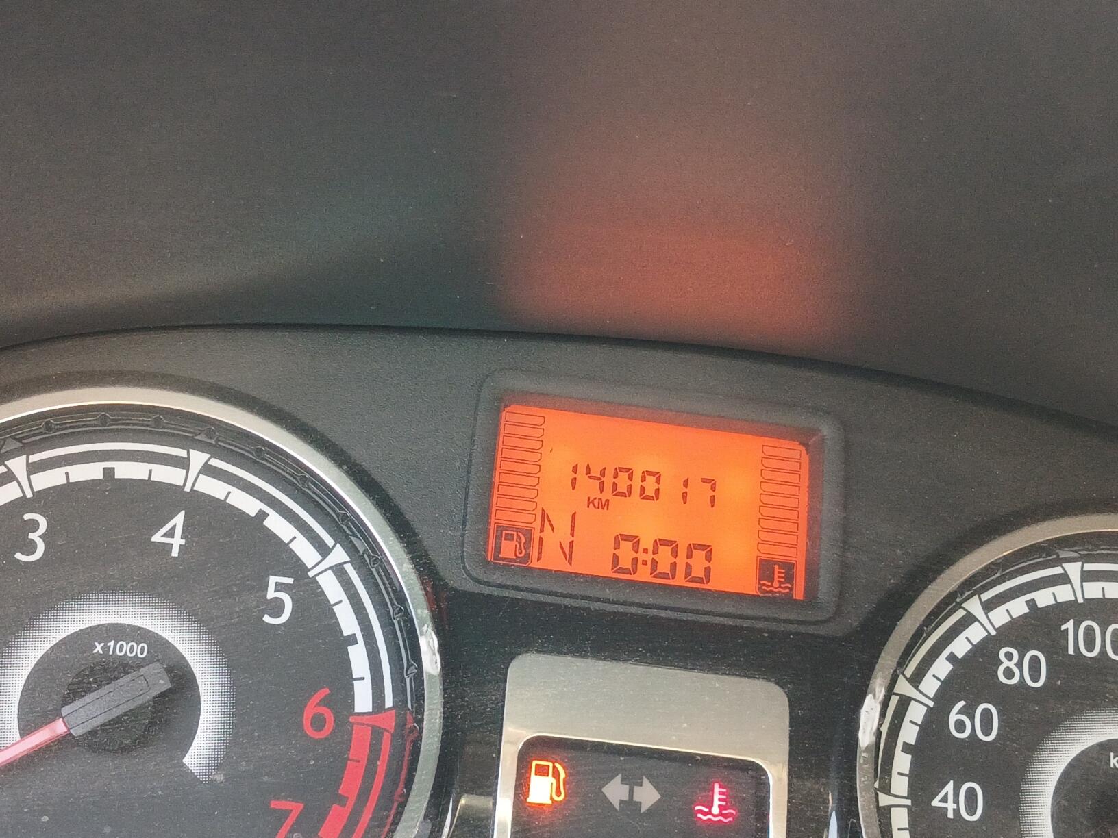 Foto 27 de 27: RENAULT/SANDERO PR1616VA, 12/12, PLACA: N__-___4, GASOL/ALC, AZUL