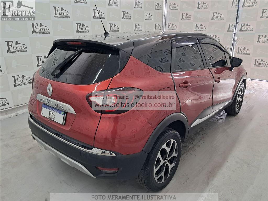 Foto 4: RENAULT/CAPTUR INTEN 16A, 17/18, PLACA: P__-___0, GASOL/ALC, VERMELHA