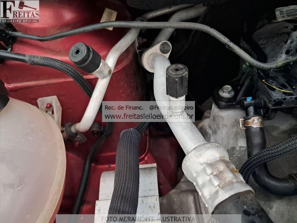 Foto 12 de 19: RENAULT/CAPTUR INTEN 16A, 17/18, PLACA: P__-___0, GASOL/ALC, VERMELHA