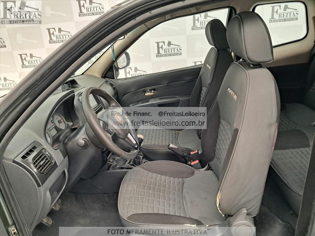 Foto 6 de 26: FIAT/STRADA ADVENTURE CD, 13/13, PLACA: A__-___1, GASOL/ALC, VERDE